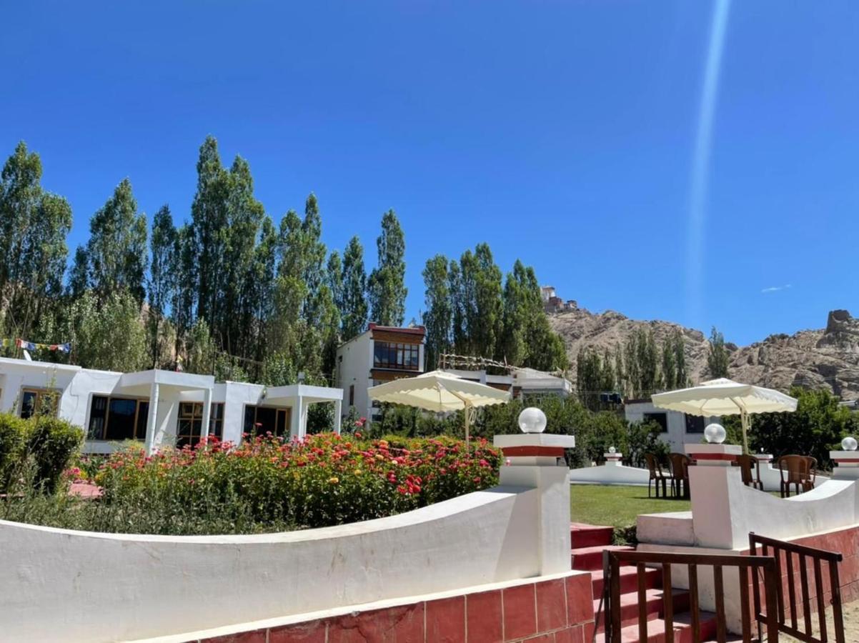 Ladakh Kingdom, Leh Otel Dış mekan fotoğraf